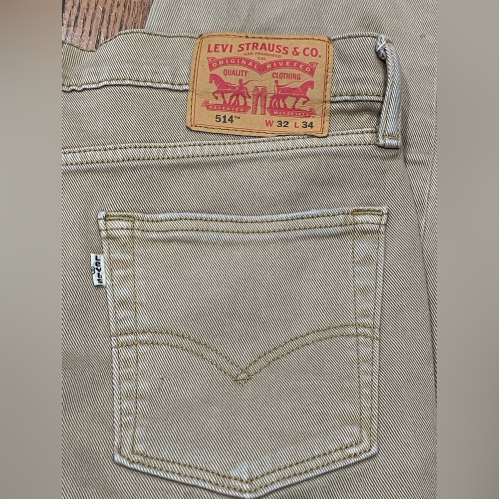Levi’s Wrangler Men's Khaki Straight Jeans - Picture 2 of 16